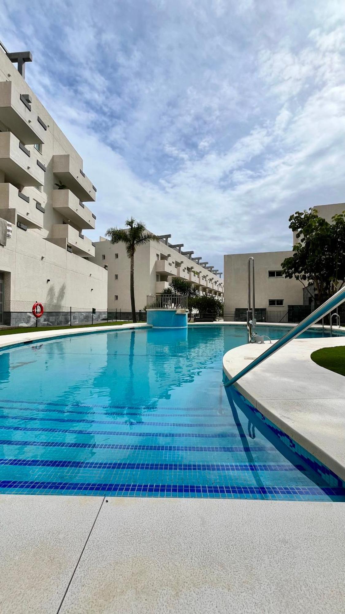 Apartment Fantastic With Pools,gym & In Costa Del Sol