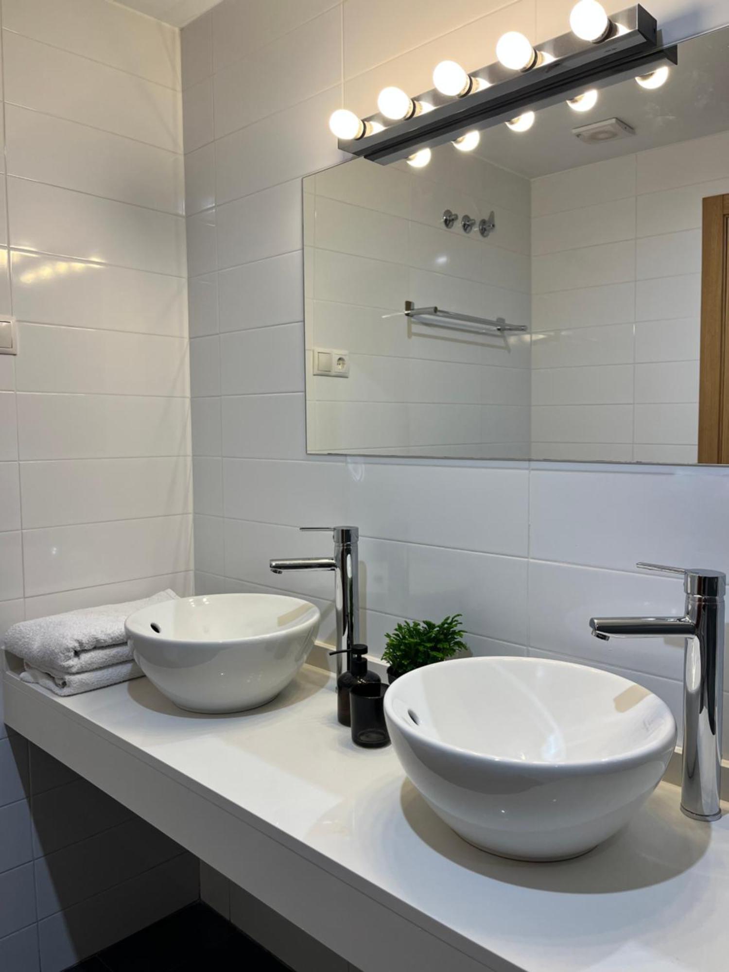 Fantastic With Pools,gym & In Costa Del Sol Apartment *